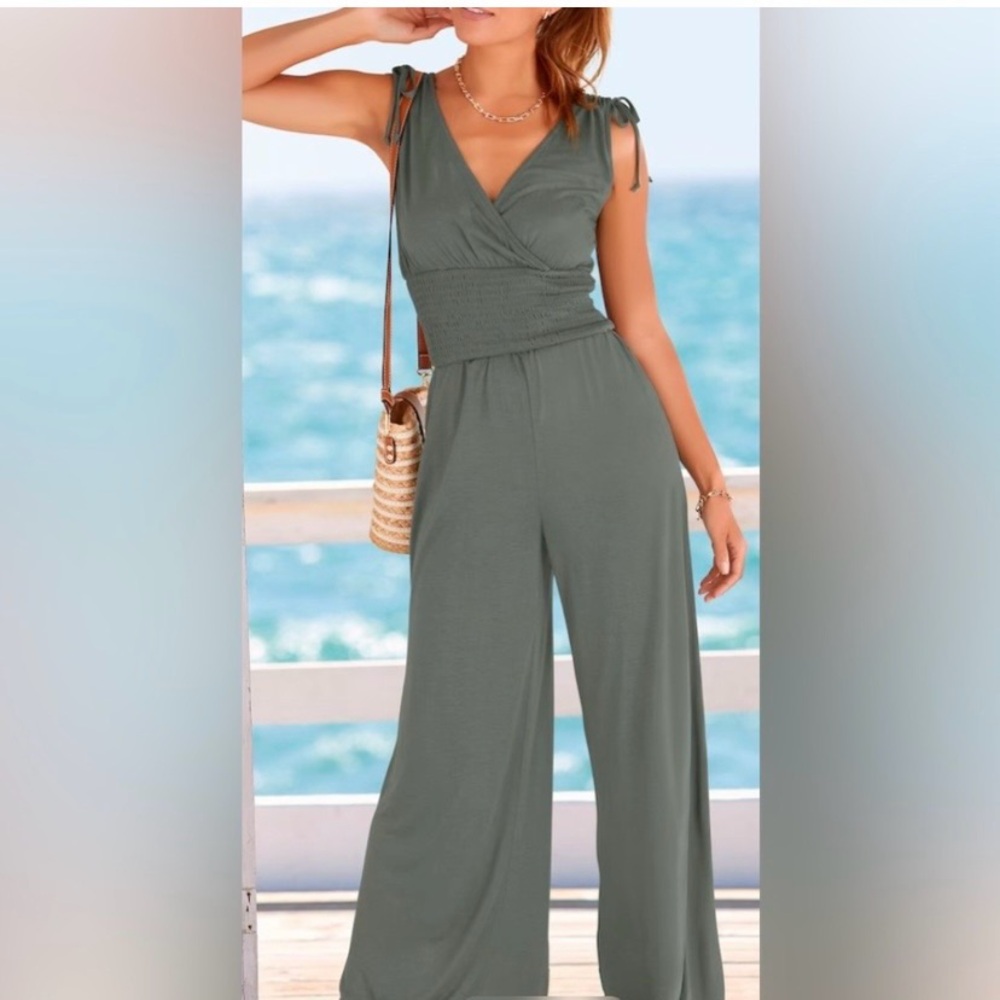 Lascana Chic Sleeveless Jumpsuit in Sage